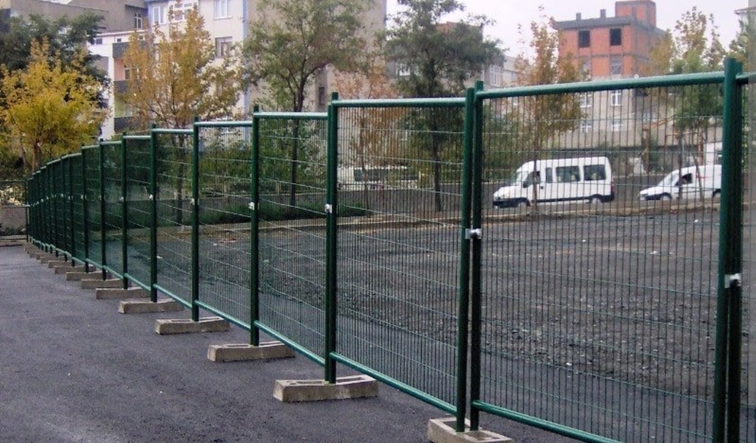 Mobil çit